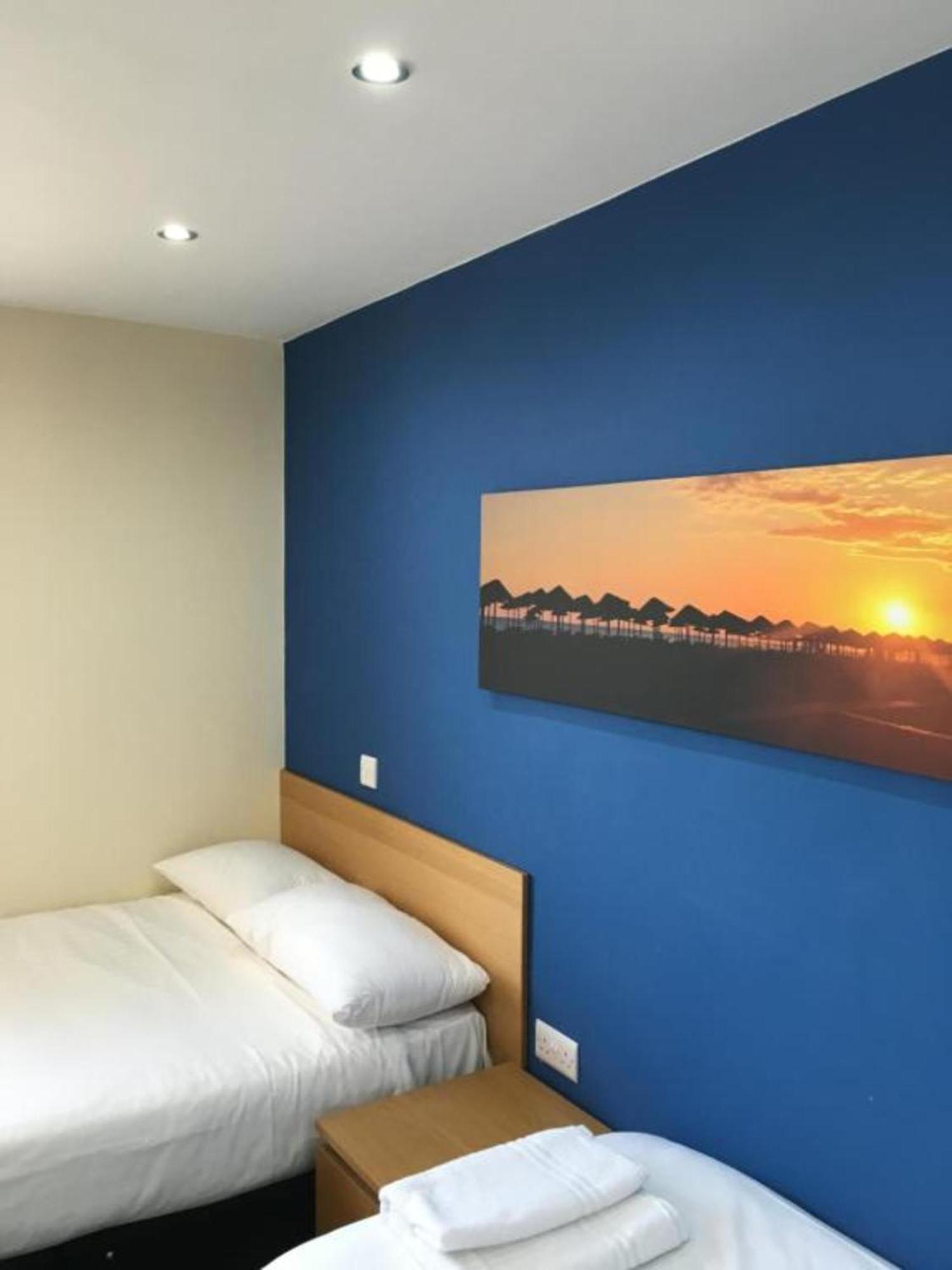 Oyo Wave Crest Hotel Blackpool Extérieur photo