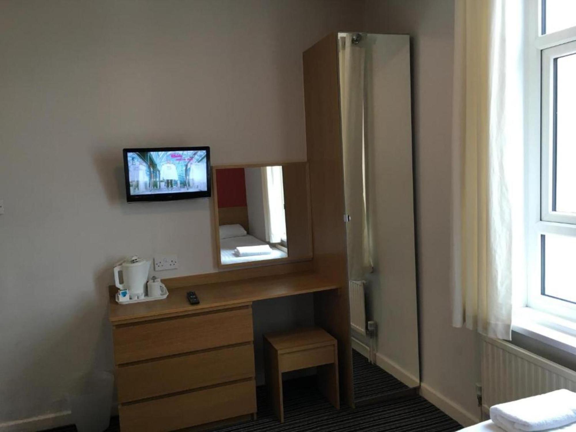 Oyo Wave Crest Hotel Blackpool Extérieur photo